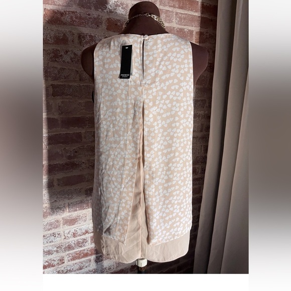 Premise Studio Women’s , Heart Print Sleeveless Flowy Tunic Top Blouse Size M - Picture 3 of 6